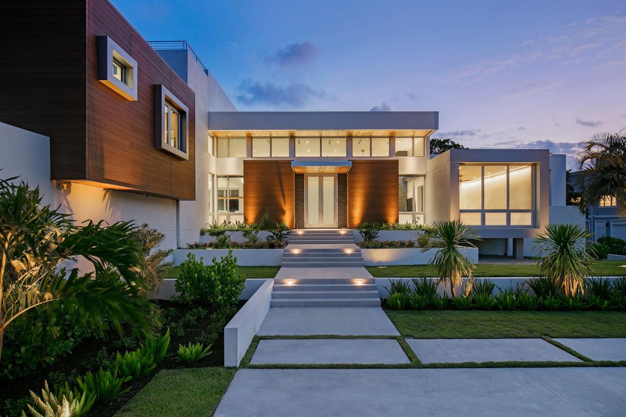 Front Design Of Modern House Front Design Of Modern House
